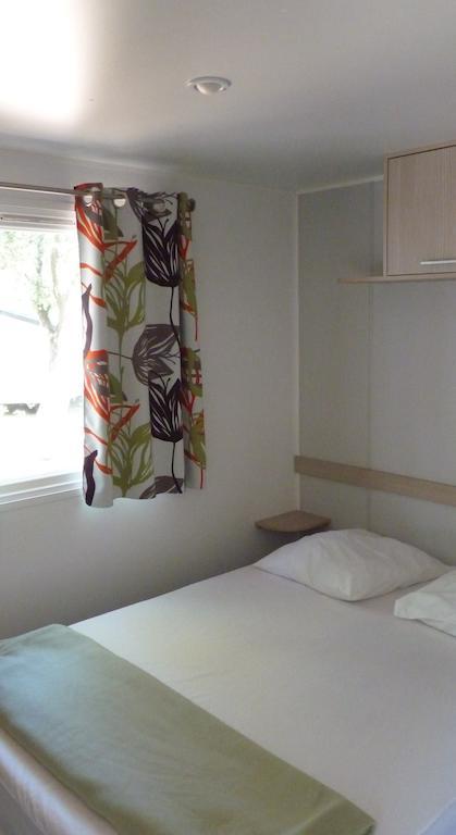 Camping La Sousta**** Remoulins Quarto foto