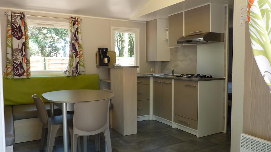 Camping La Sousta**** Remoulins Quarto foto